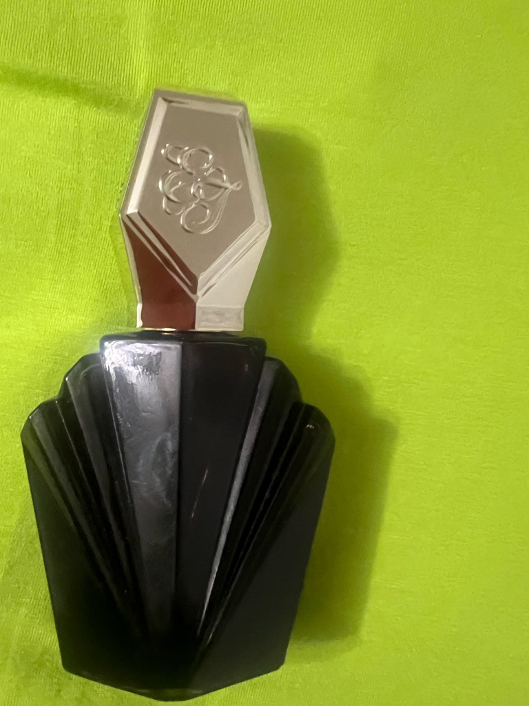 Passion Perfume By Elizabeth Taylor